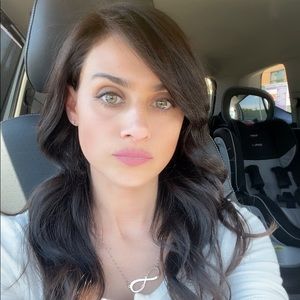 Meet your Posher, Dana